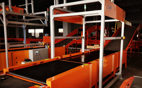 稱(chēng)重掃碼測(cè)體一體機(jī),掃碼稱(chēng)重量方一體機(jī),體積測(cè)量DWS設(shè)備